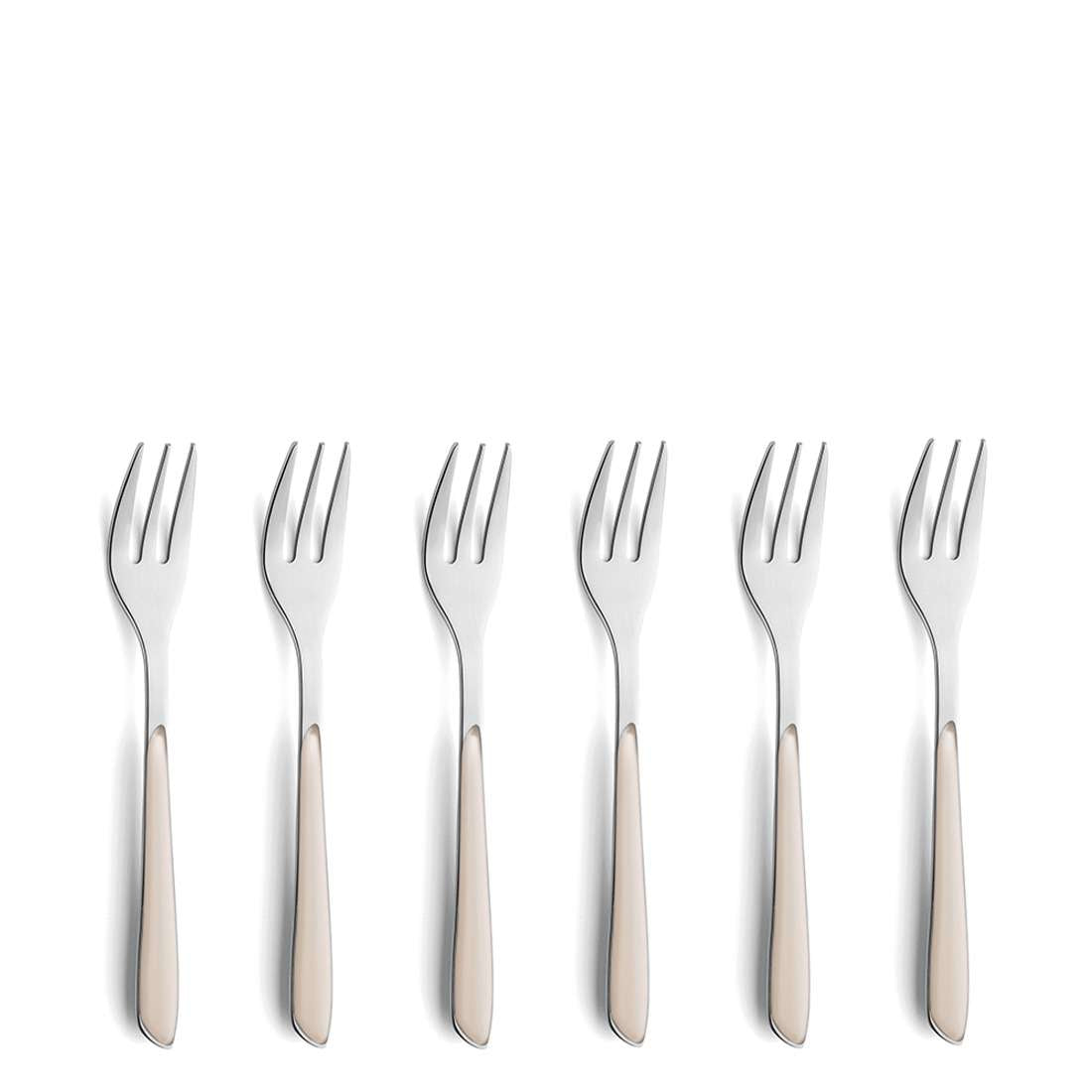 Sechs PRISMA Kuchengabeln von Kuppeln aus dem 6-teiligen Set aus Baumwolle liegen ordentlich nebeneinander auf weißem Hintergrund – ideal für Ihren nächsten Kaffeeklatsch.