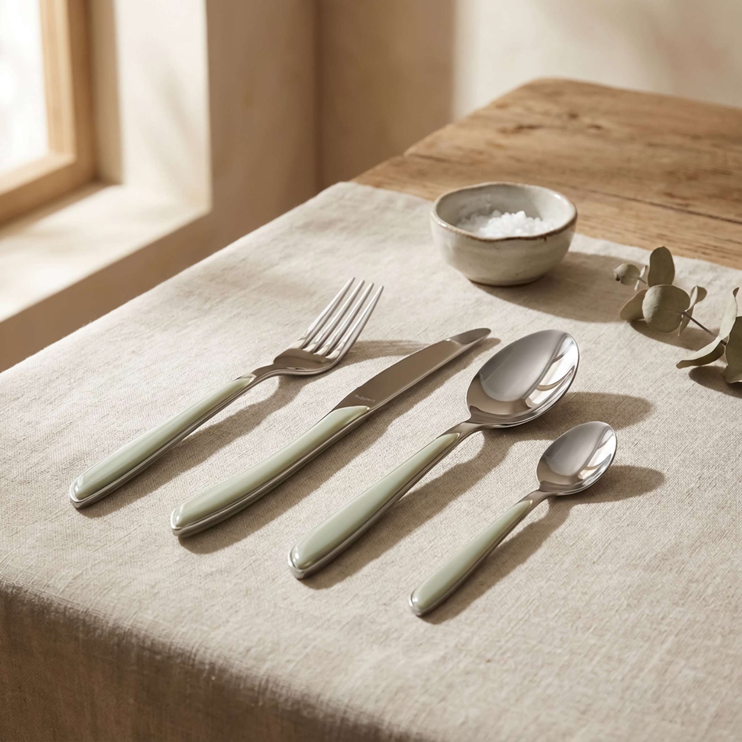 PRISMA dinner knife full handle sage green