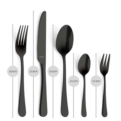 Fünf schwarze Besteckteile – Gabel (20,6 cm), Messer (23,6 cm), Esslöffel (20,5 cm), Teelöffel (14,1 cm) sowie Dessertgabel (14,3 cm) – aus dem „DELIA Besteckset 30-teilig PVD schwarz“ von Kuppels Home sind aus hochwertigem Edelstahl gefertigt und mit einer eleganten PVD-Schwarz-Beschichtung versehen. Sie sind vertikal angeordnet und mit den jeweiligen Längenangaben versehen – perfekt, um jede stilvolle Tischdekoration aufzuwerten.